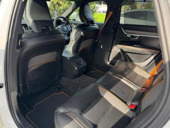 Volvo V90 Cross Country 2.0 D4 Volvo Ocean Race Auto AWD Euro 6 (s/s) 5dr