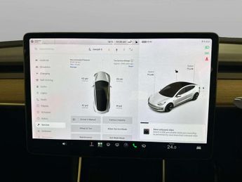 Tesla Model 3 (Dual Motor) Long Range Saloon 4dr Electric Auto 4WDE (346 ps)