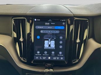 Volvo XC60 2.0h T6 Recharge 18.8kWh R-Design SUV 5dr Petrol Plug-in Hybrid 
