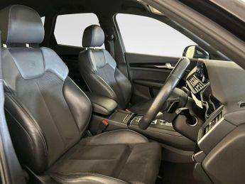 Audi Q5 2.0 TFSIe 50 Black Edition SUV 5dr Petrol Plug-in Hybrid S Troni