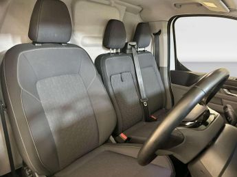Ford Transit Custom 2.0 300 EcoBlue Limited Panel Van 5dr Diesel Manual L2 H1 Euro 6