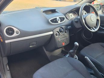 Renault Clio 1.4 16v Dynamique 3dr