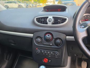 Renault Clio 1.4 16v Dynamique 3dr