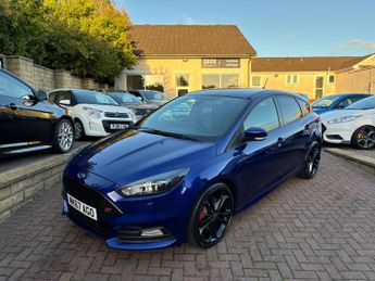 Ford Focus 2.0T EcoBoost ST-3 Euro 6 (s/s) 5dr