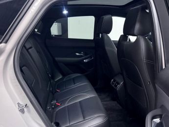 Jaguar E-PACE 2.0 D204 MHEV R-Dynamic Black SUV 5dr Diesel Auto AWD Euro 6 (s/