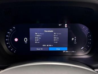 Volvo XC60 R-Design B5 (250 hp) Auto