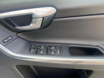 Volvo XC60 2.0 D4 R-Design Lux Nav Auto Euro 6 (s/s) 5dr