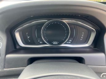Volvo XC60 2.0 D4 R-Design Lux Nav Auto Euro 6 (s/s) 5dr