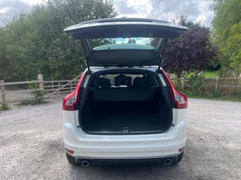 Volvo XC60 2.0 D4 R-Design Lux Nav Auto Euro 6 (s/s) 5dr