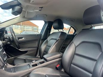 Mercedes-Benz A Class 1.5 A180d Sport 7G-DCT Euro 6 (s/s) 5dr