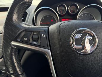 Vauxhall Insignia 2.0 CDTi ecoFLEX SRi Nav Euro 5 (s/s) 5dr