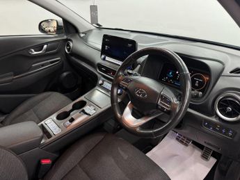 Hyundai KONA 64kWh Premium Auto 5dr (10.5kW Charger)