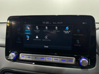 Hyundai KONA 64kWh Premium Auto 5dr (10.5kW Charger)