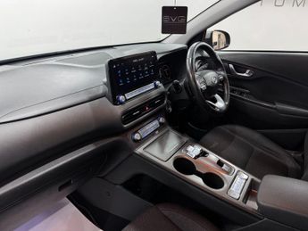 Hyundai KONA 64kWh Premium Auto 5dr (10.5kW Charger)