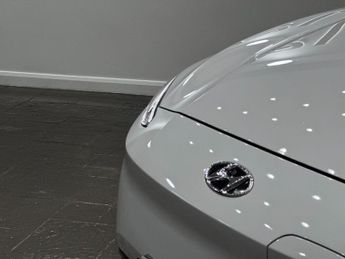 Hyundai KONA 64kWh Premium Auto 5dr (10.5kW Charger)