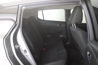 Nissan Leaf 39kWh N-Connecta Auto 5dr