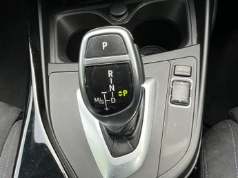 BMW 2 Series 2.0 220d M Sport Auto Euro 6 (s/s) 2dr
