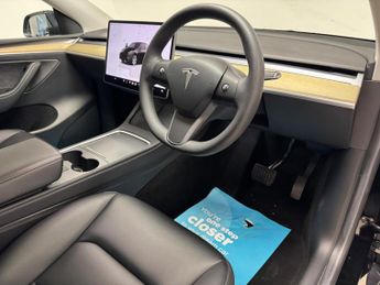 Tesla Model Y (Dual Motor) Long Range Auto 4WDE 5dr