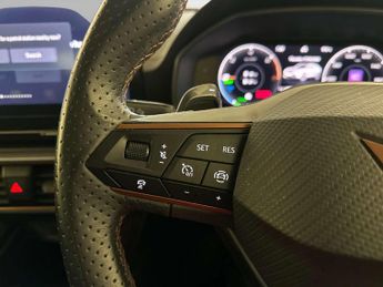 CUPRA Formentor 1.4 eHybrid 12.8kWh VZ1 SUV 5dr Petrol Plug-in Hybrid DSG Euro 6