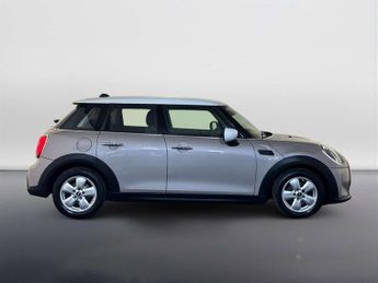 MINI Hatch 1.5 Cooper Classic Hatchback 5dr Petrol Manual Euro 6 (s/s) (136