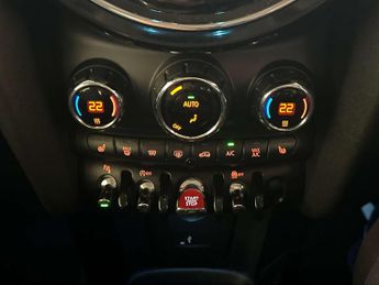 MINI Hatch 1.5 Cooper Classic Hatchback 5dr Petrol Manual Euro 6 (s/s) (136