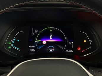 Renault Arkana 1.6 E-TECH r.s. line SUV 5dr Petrol Hybrid Auto 2WD Euro 6 (s/s)