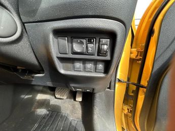 Nissan Juke 1.6 Tekna XTRON Euro 6 5dr