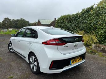 Hyundai IONIQ 1.6 h-GDi 8.9kWh Premium DCT Euro 6 (s/s) 5dr