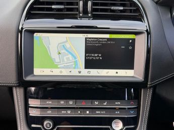 Jaguar F-PACE 2.0 D180 R-Sport Auto AWD Euro 6 (s/s) 5dr