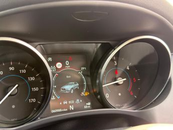 Jaguar F-PACE 2.0 D180 R-Sport Auto AWD Euro 6 (s/s) 5dr