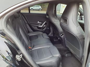 Mercedes-Benz CLA 2.0 CLA220 AMG Line Coupe 7G-DCT Euro 6 (s/s) 4dr