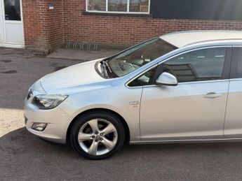 Vauxhall Astra 1.6 16V SRi Sports Tourer Auto Euro 5 5dr