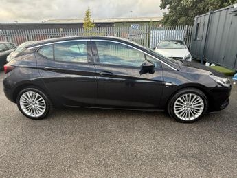 Vauxhall Astra 1.6 CDTi BlueInjection Elite Nav Euro 6 (s/s) 5dr