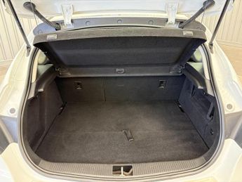 Vauxhall Astra 1.6 16v SRi Euro 5 5dr