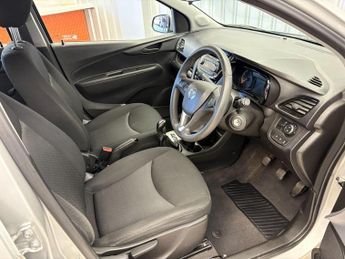Vauxhall Viva 1.0i SE Euro 6 5dr (a/c)