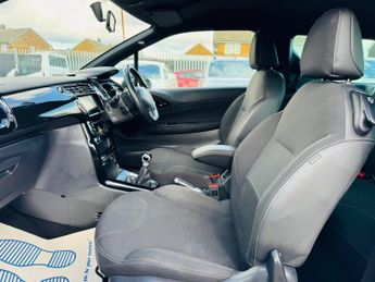 DS AUTOMOBILES DS 3 1.2 PureTech Connected Chic Euro 6 3dr