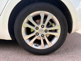 Kia Ceed 1.6 CRDi 2 Auto Euro 5 5dr