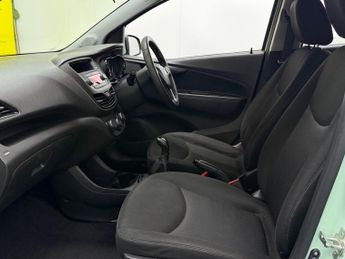 Vauxhall Viva 1.0i SE Euro 6 5dr (a/c)