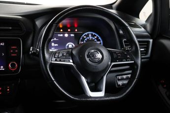 Nissan Leaf 40kWh N-Connecta Auto 5dr