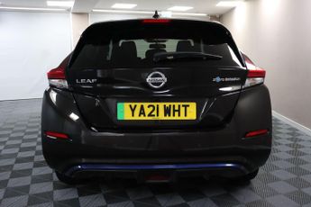Nissan Leaf 40kWh N-Connecta Auto 5dr