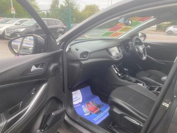 Vauxhall Grandland X 1.5 Turbo D Business Edition Nav Auto Euro 6 (s/s) 5dr