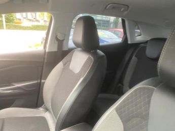 Vauxhall Grandland X 1.5 Turbo D Business Edition Nav Auto Euro 6 (s/s) 5dr
