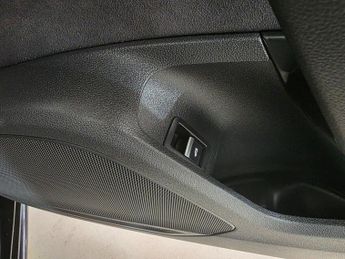 Audi A4 2.0 TFSI 35 S line S Tronic Euro 6 (s/s) 4dr