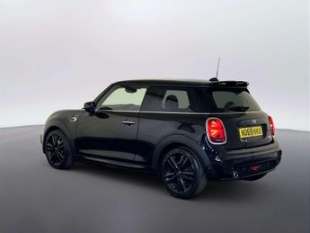 MINI Hatch 1.5 Cooper Sport Hatchback 3dr Petrol Manual Euro 6 (s/s) (136 p