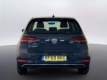 Volkswagen e-Golf 35.8kWh e-Golf Hatchback 5dr Electric Auto (136 ps)