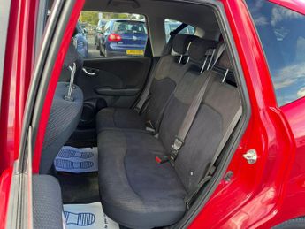 Honda Jazz 1.4 i-VTEC ES Plus Hatchback 5dr Petrol CVT Euro 5 (99 ps)
