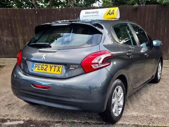 Peugeot 208 1.4 e-HDi Active EGC Euro 5 (s/s) 5dr