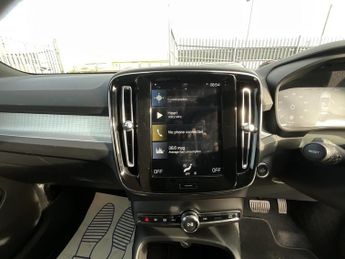 Volvo Xc40 CORE T4 RECHARGE AUTO