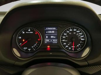 Audi Q2 1.6 TDI 30 S line SUV 5dr Diesel S Tronic Euro 6 (s/s) (116 ps)