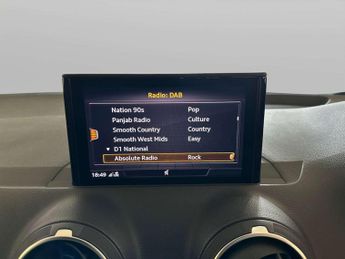 Audi Q2 1.6 TDI 30 S line SUV 5dr Diesel S Tronic Euro 6 (s/s) (116 ps)